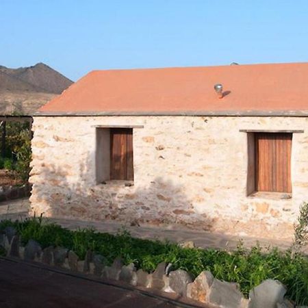 Agroturismo La Gayria Тискаманита Экстерьер фото