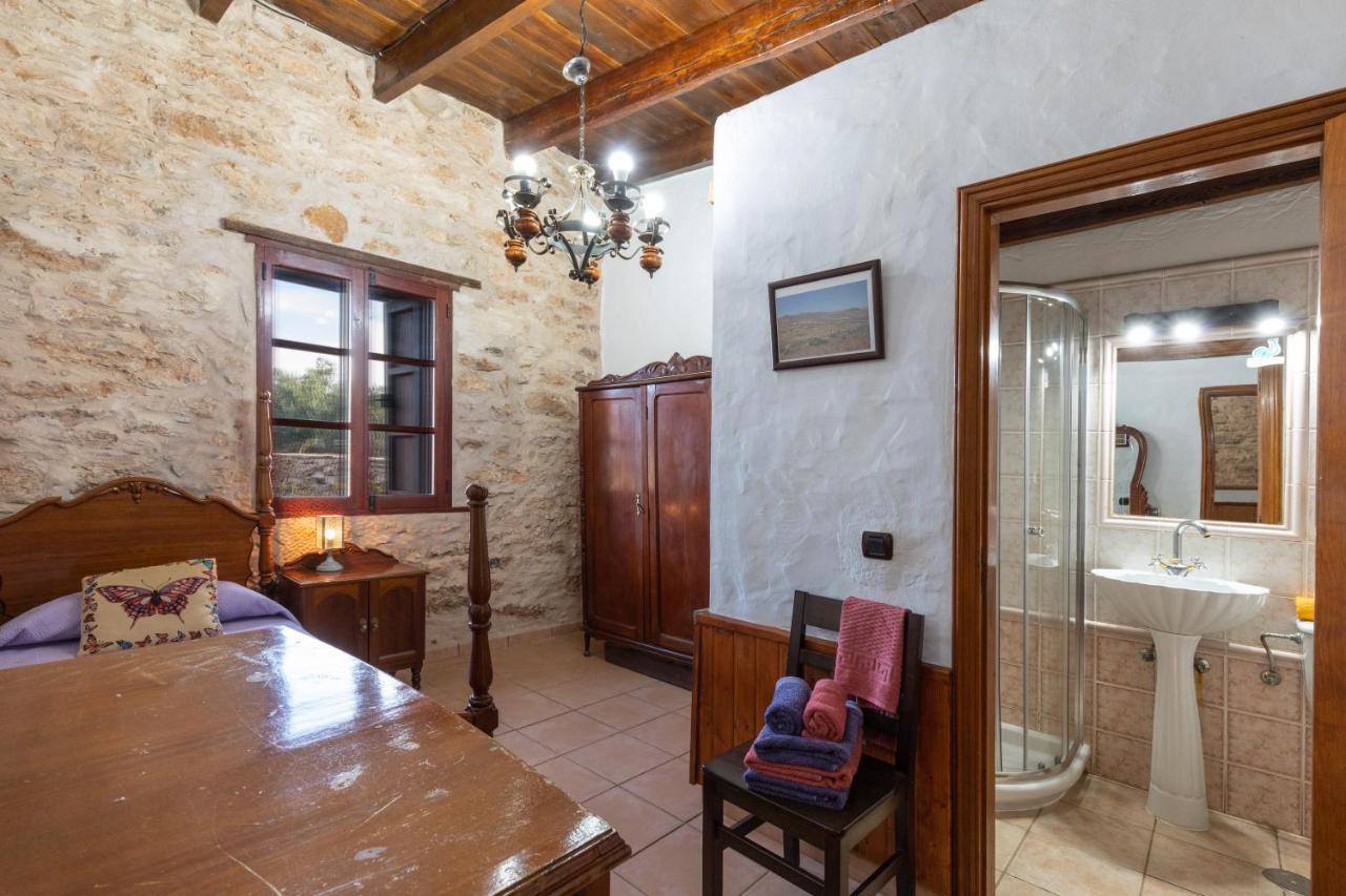 Agroturismo La Gayria Тискаманита Экстерьер фото