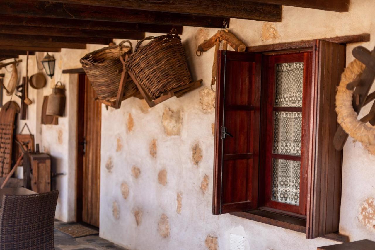 Agroturismo La Gayria Тискаманита Экстерьер фото