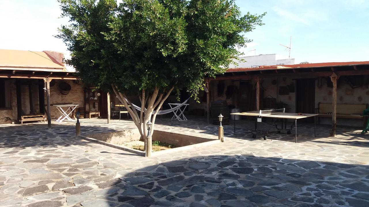 Agroturismo La Gayria Тискаманита Экстерьер фото